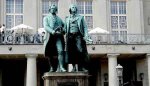 100104goetheschiller.hlarge.jpg