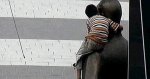 anita-tirmanip-ataturk-u-yanagindan-optu-1292518.jpg